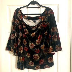 Off the shoulder velvet floral top | Torrid size 0